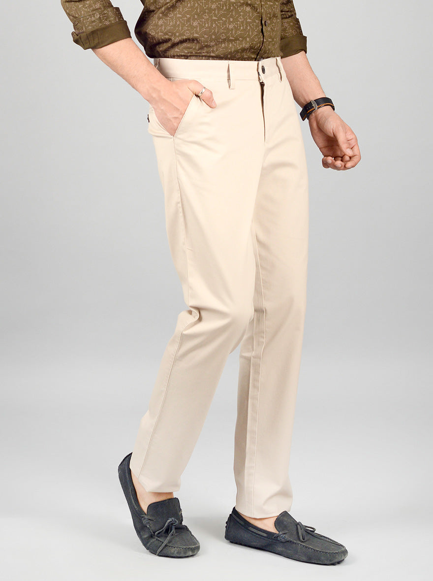 Beige Solid Slim Fit Casual Trouser | JadeBlue