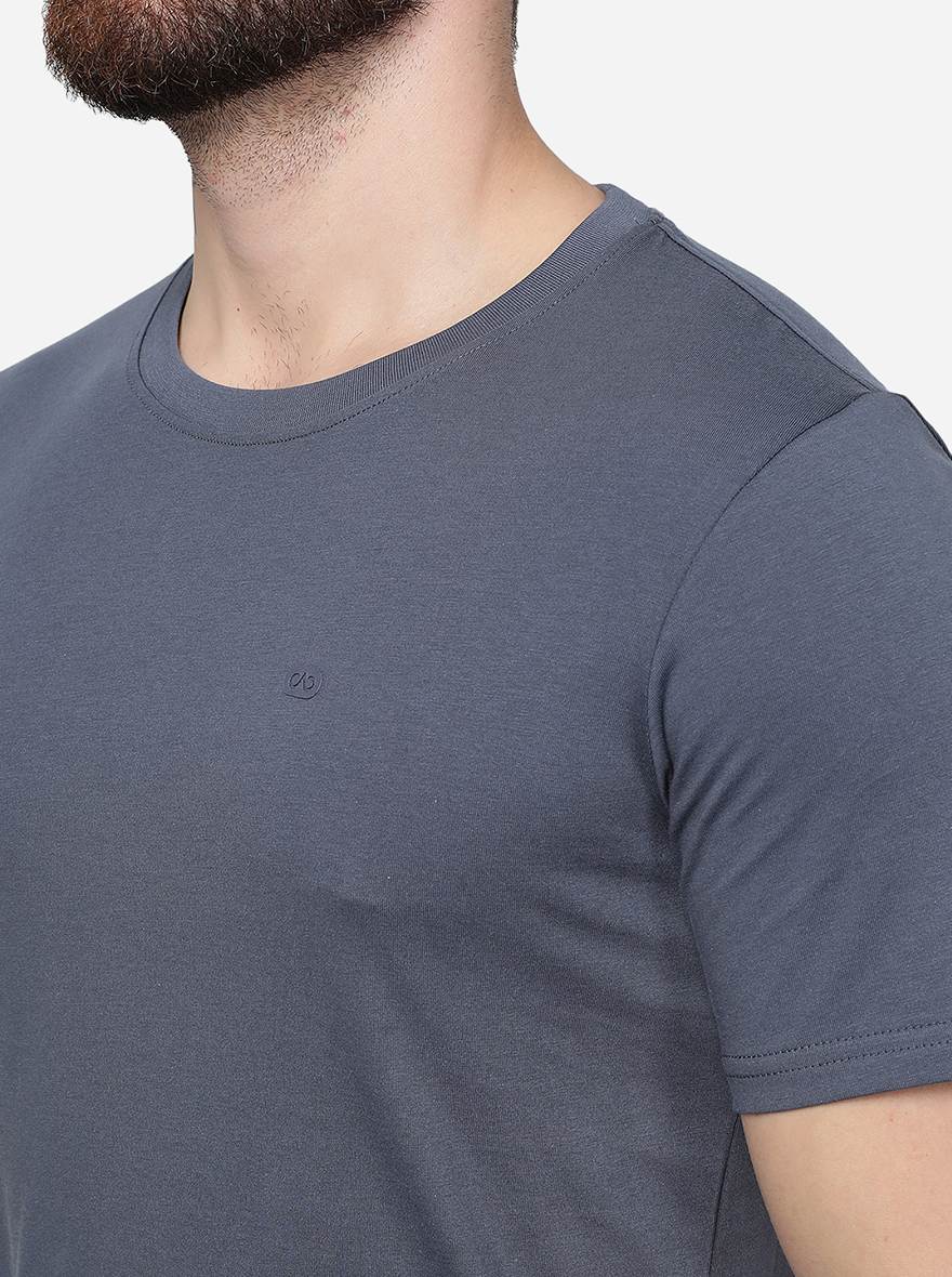 Dark Grey Solid Slim Fit T-Shirt | JadeBlue