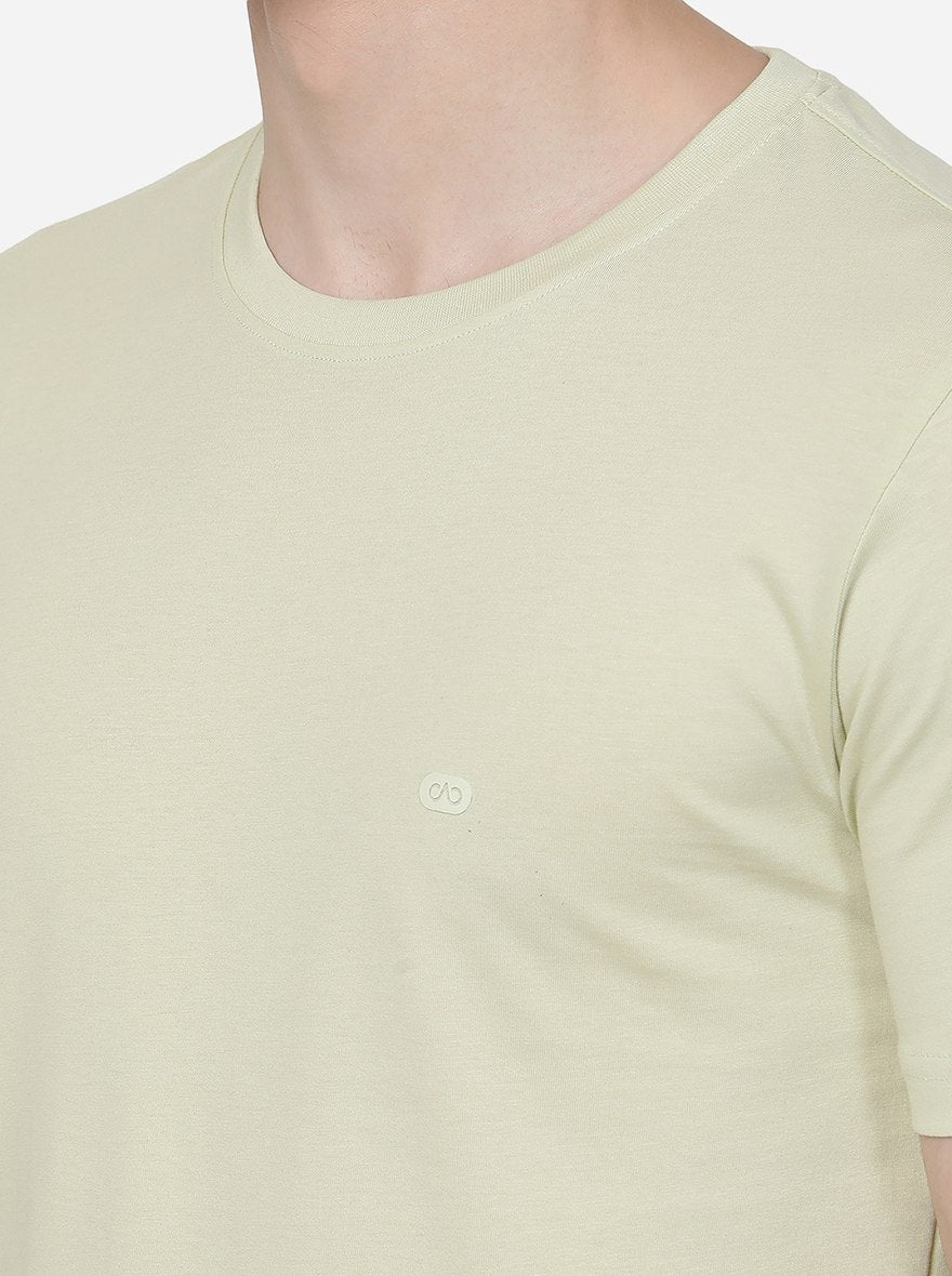 Green Solid Slim Fit T-Shirt | JadeBlue