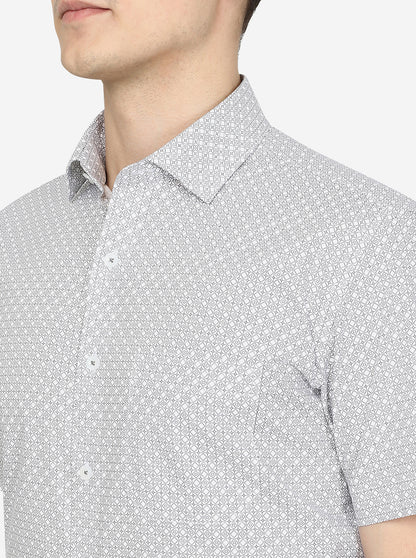 White & Black Printed Regular Fit Formal Shirt | JadeBlue